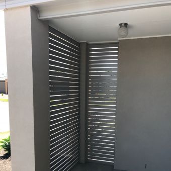 Internal feature screening fence view
