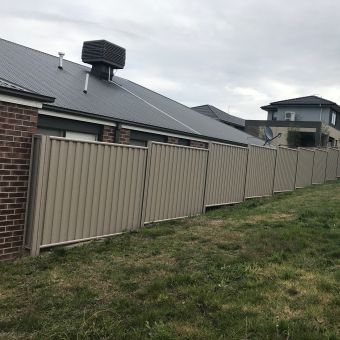 Cream colorbond fence new estate