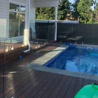 Ashel_GlassFence_NoblePark1_340x340_acf_cropped