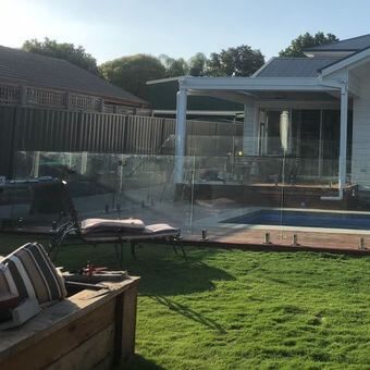 Ashel_GlassFence_NoblePark4_340x340_acf_cropped