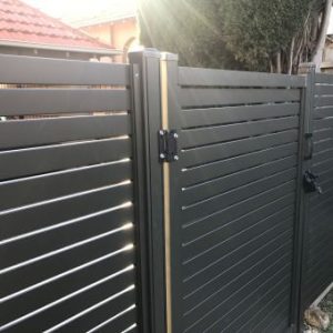 feature-fencing-gate-glen-iris-1_340x340_acf_cropped