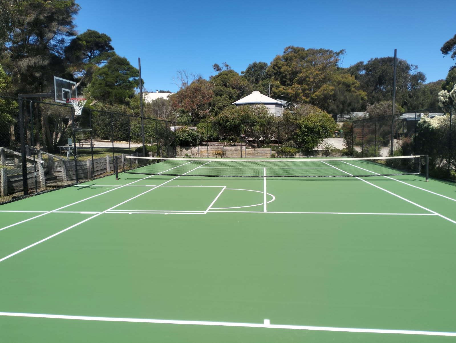 tennis-basketball court